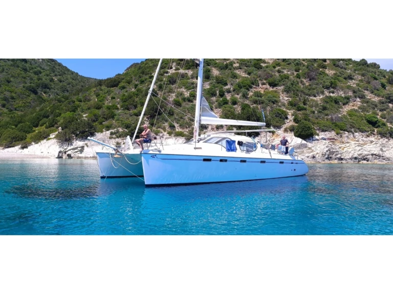 Yacht charter Lefkáda cheap Privilege 465
