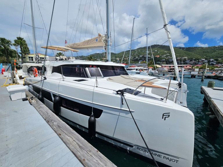 Catamaran rental in Frenchtown - Fountaine Pajot Fountaine Pajot FP 41 Maesto 3 