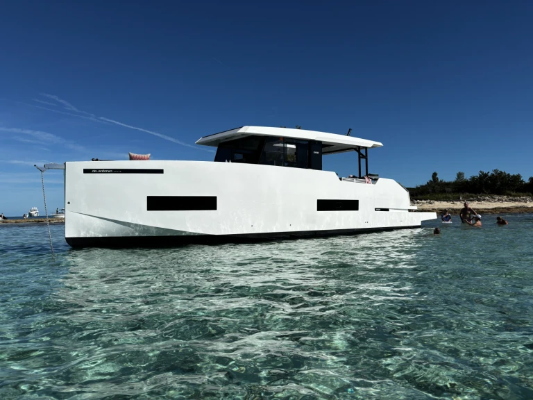 Luxury Yacht rental with or without captain D Antonio West Palm Beach