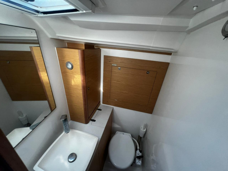 Boat rental Dufour Dufour 390 Grand Large in Sývota on Samboat