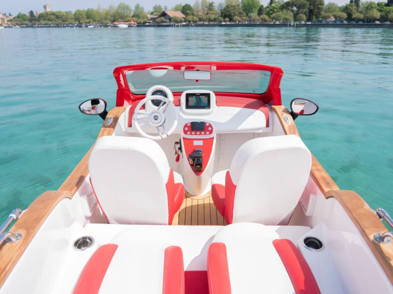 CAR OFF SHORE FIAT 500 CAR OFF SHORE FIAT 500 charter bareboat or captained in  Sirmione