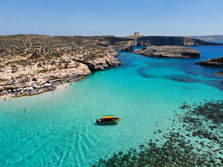 Yacht charter Ċirkewwa cheap motoring