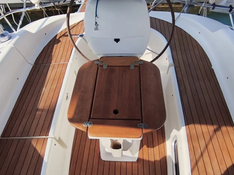 Yacht charter Pálairos cheap Bavaria 30 Cruiser