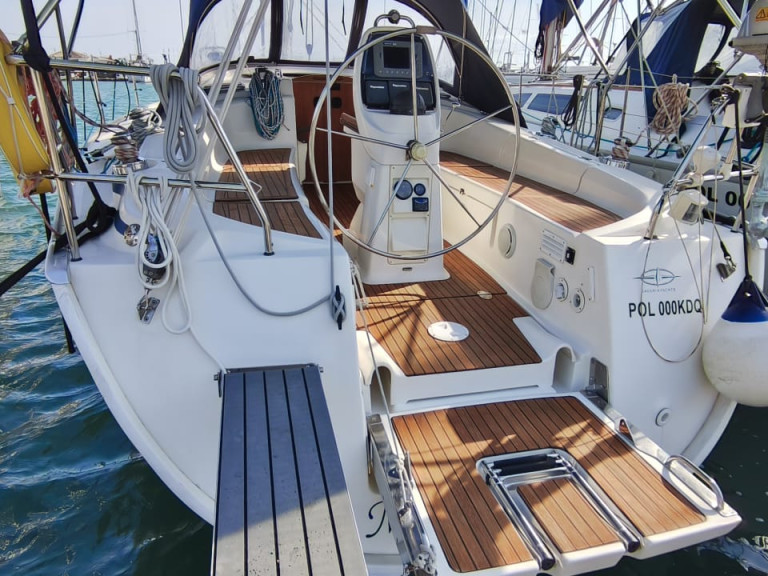 Yacht charter Pálairos cheap Bavaria 38