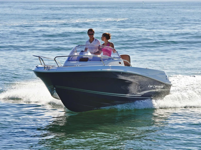 Boat rental Jeanneau Cap Camarat 5.5 WA Serie 2 in Porto di Amalfi Marina Coppola on Samboat