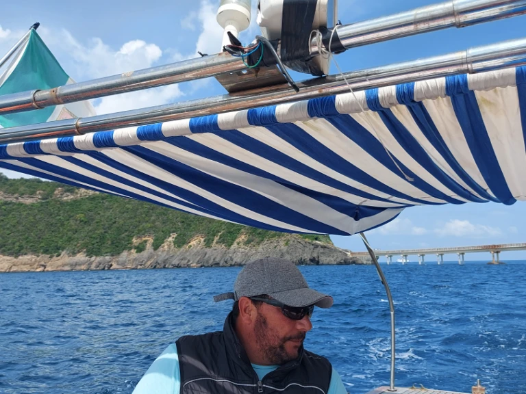 Motorboat for rent Italy at the best price