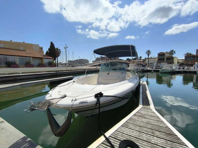 Yacht charter Gruissan cheap Cap Camarat 715