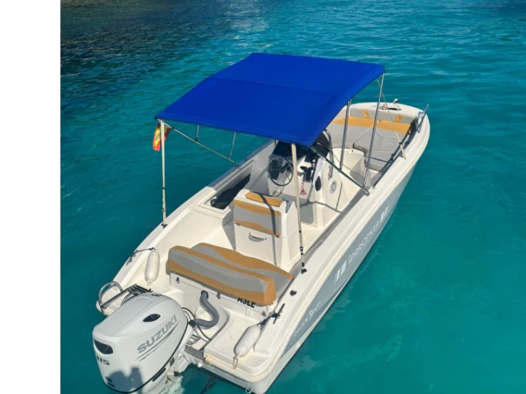 Orizzonti Andromeda 635 in Cala d'Or on SamBoat