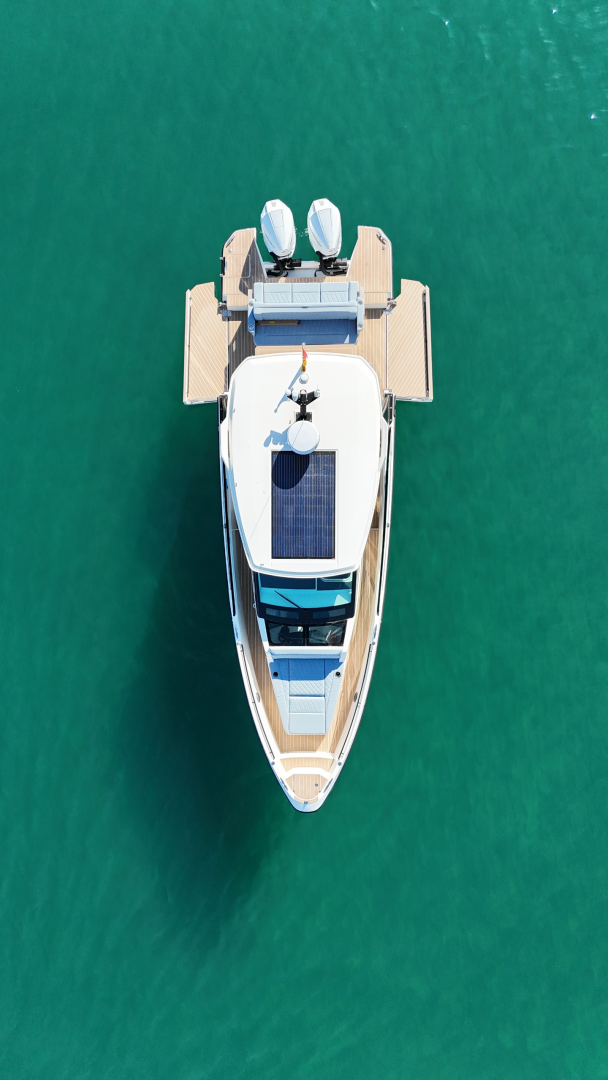 Yacht charter Platja d'Aro cheap Saxdor 320 GTO