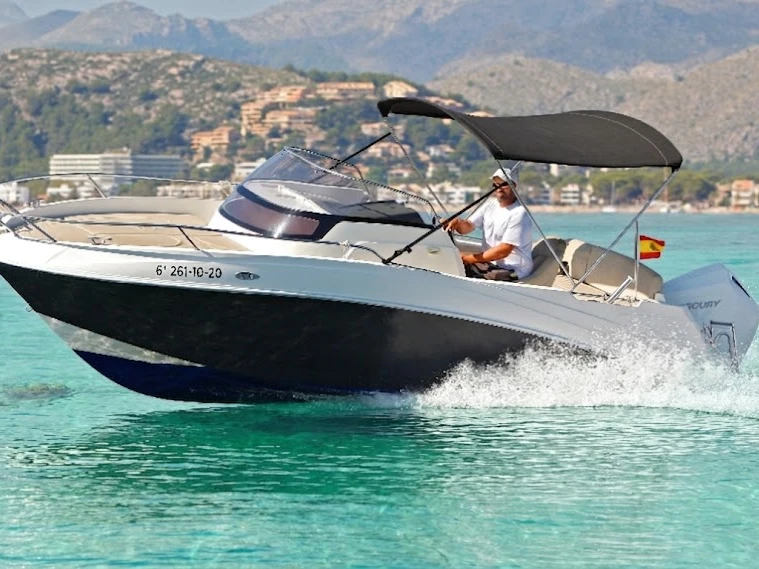 Yacht charter Puerto de Pollensa cheap AMC 620