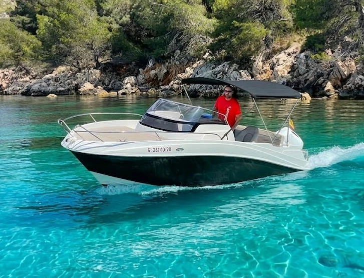 AM Yacht AMC 620 charter bareboat or captained in  Puerto de Pollensa