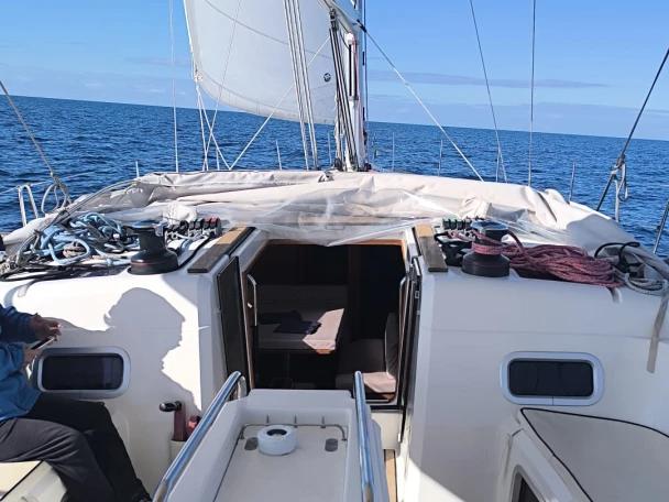 Bareboat Rental Sailboat Jeanneau with a boat licence