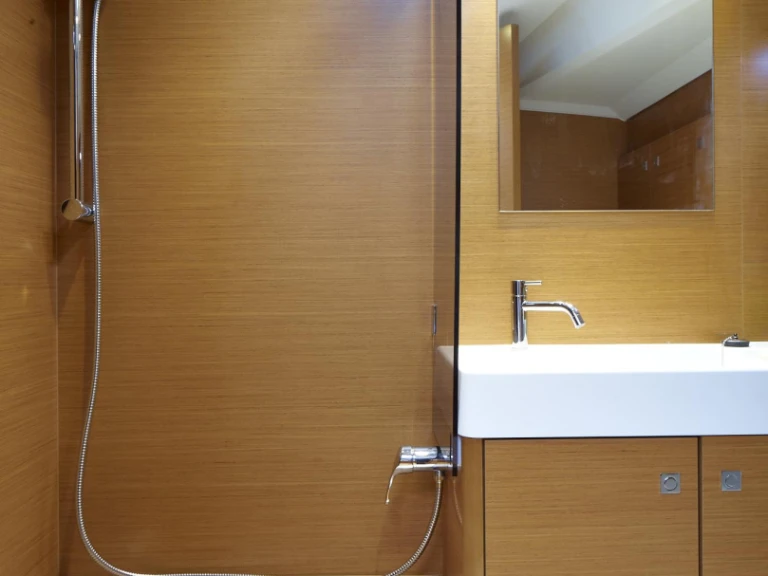 Jeanneau Sun Odyssey 519 in Sitges on SamBoat