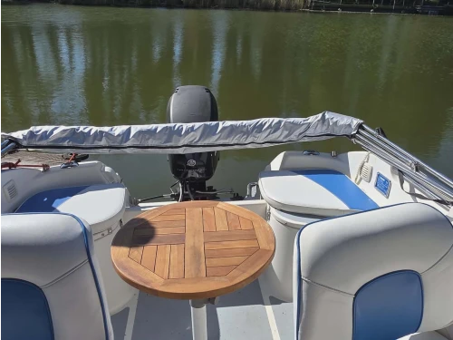 Motorboat rental in France - Quicksilver Quicksilver 520 Flamingo