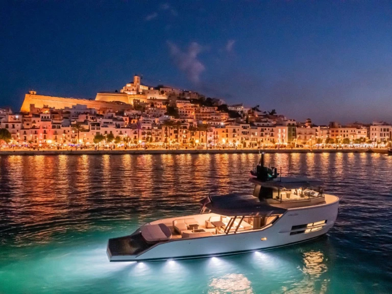 Luxury Yacht rental in Ibiza Town - Arcadia SHERPA 