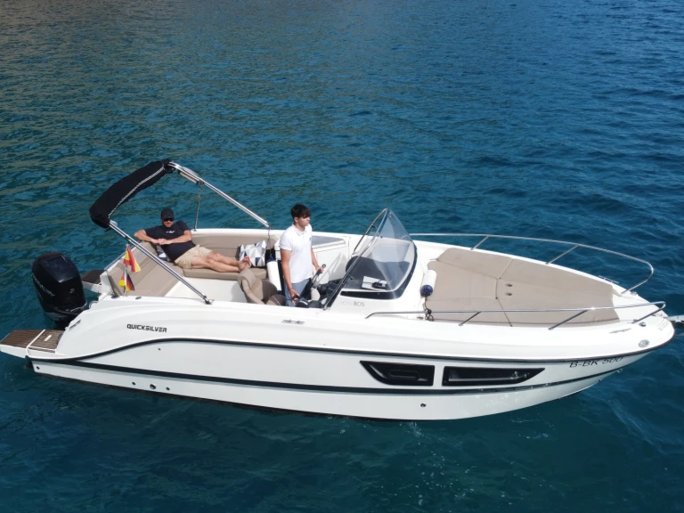 Yacht charter Port d'Alcudia cheap Activ 805 Sundeck