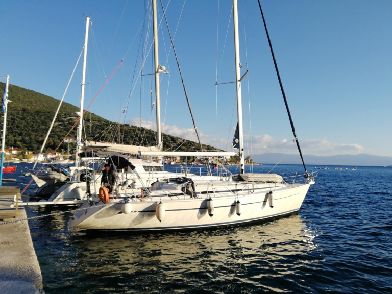Boat rental Bavaria Bavaria 40 in Volos on Samboat