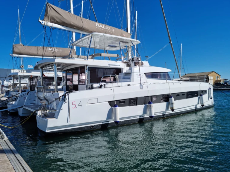 Catamaran rental in Olbia - Bali Bali 5.4