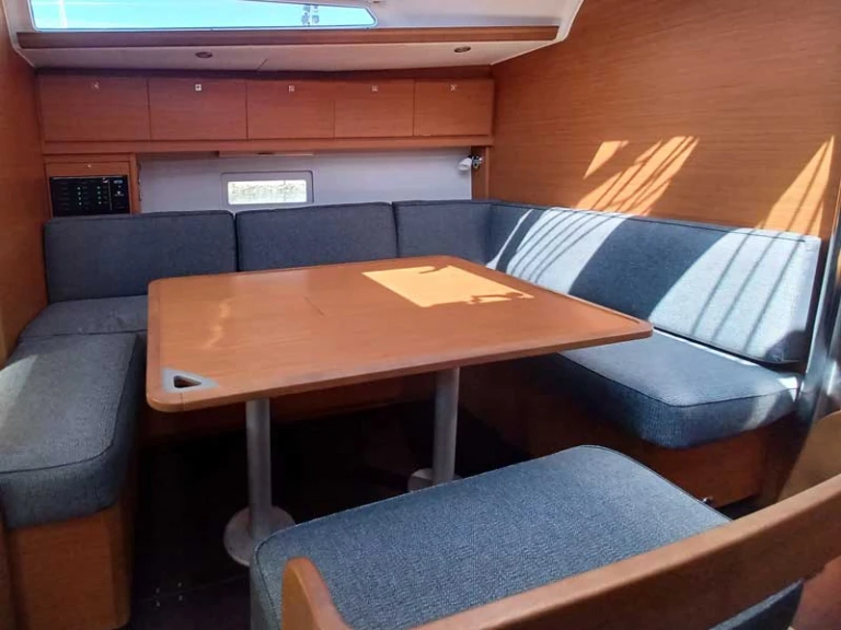 Sailboat rental with or without captain Dufour Rodi Garganico