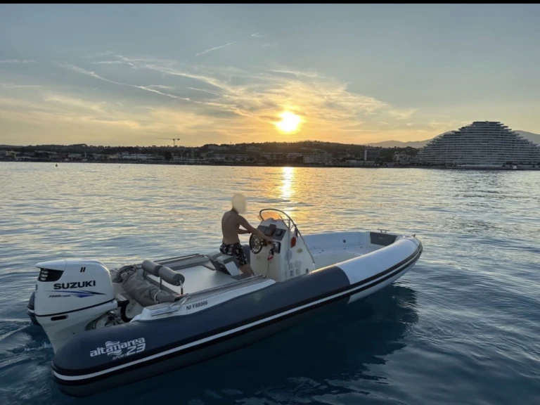 Yacht charter Carnon-Plage cheap Wave 24