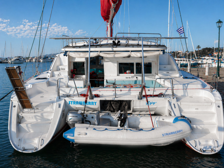 Lagoon Lagoon 440 in Préveza on SamBoat