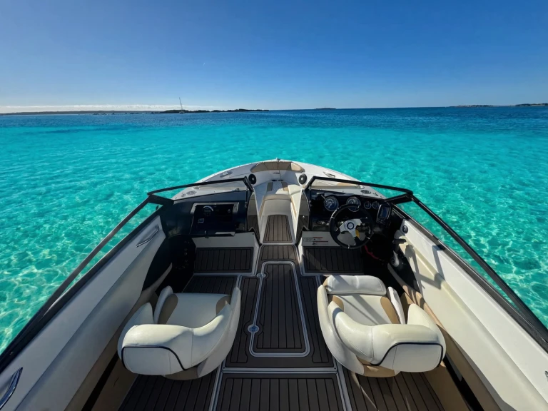 Glastron GT 205 in Ibiza Town on SamBoat