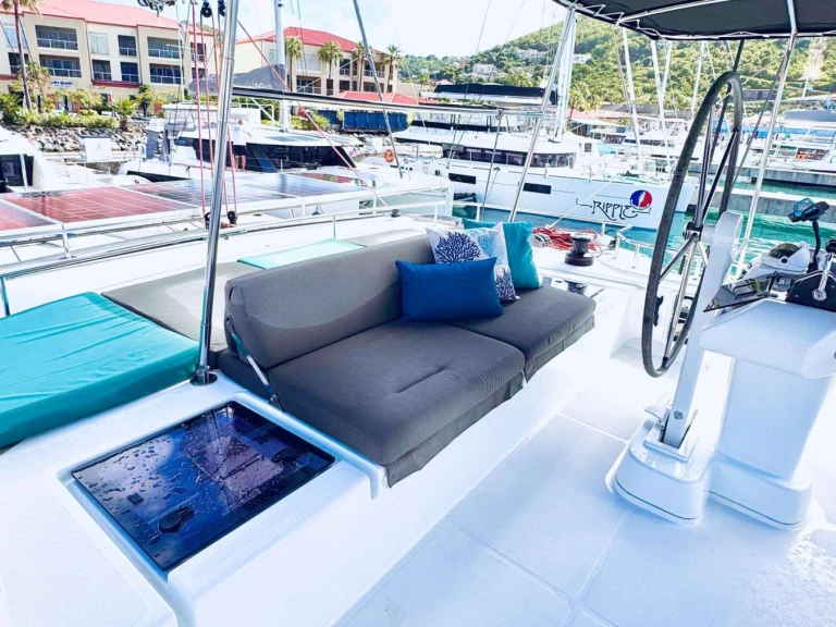 Luxury Yacht rental with or without captain Lagoon Road Town