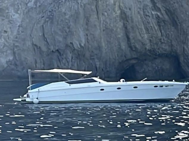 Motorboat rental in Catania - Gari Plast Freeway 43 