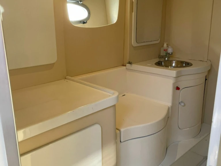 Motorboat for rent Catania at the best price