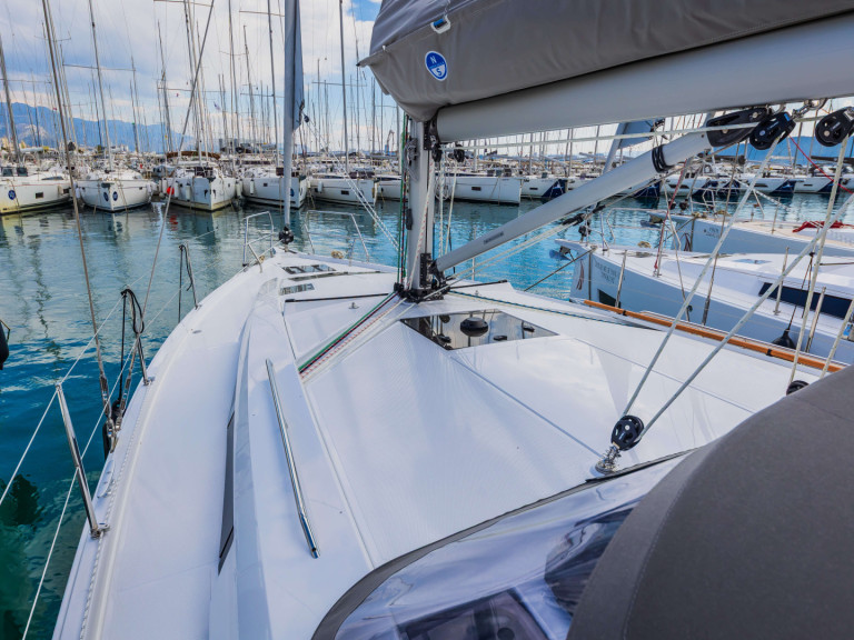 Sailboat rental with or without captain Hanse Šibenik