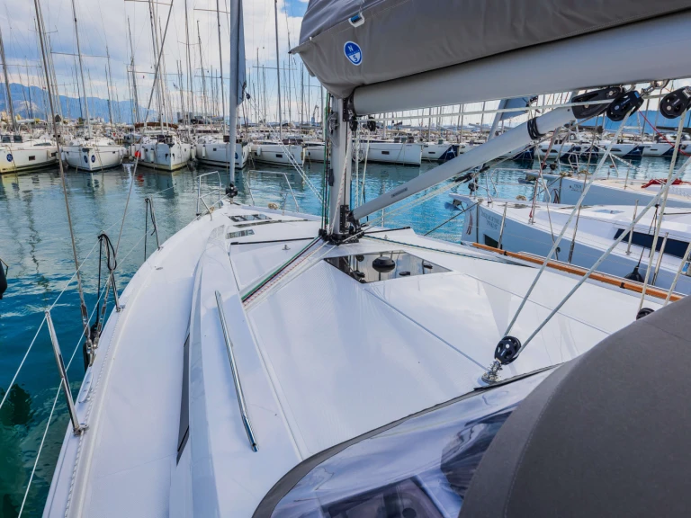 Sailboat rental with or without captain Hanse Šibenik