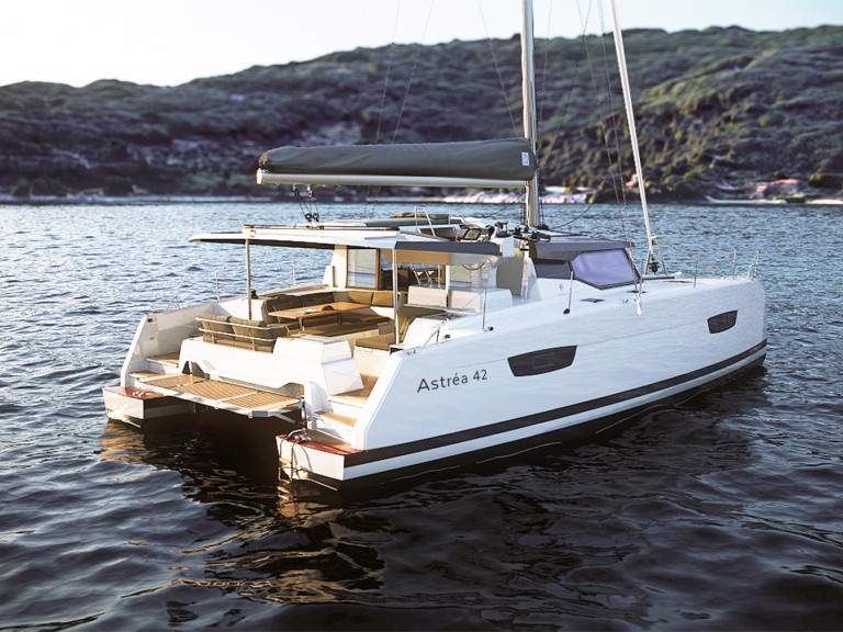 Yacht charter Tortola cheap Astrea 42