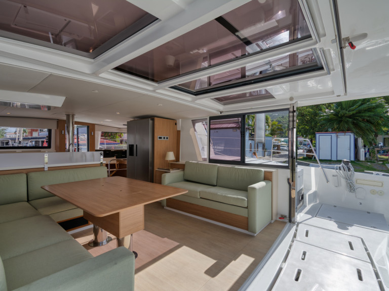 Catamaran rental in Tortola - Bali Bali 4.6