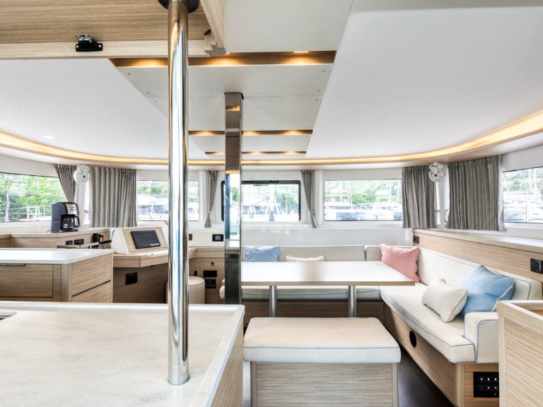 Catamaran for rent Tortola at the best price