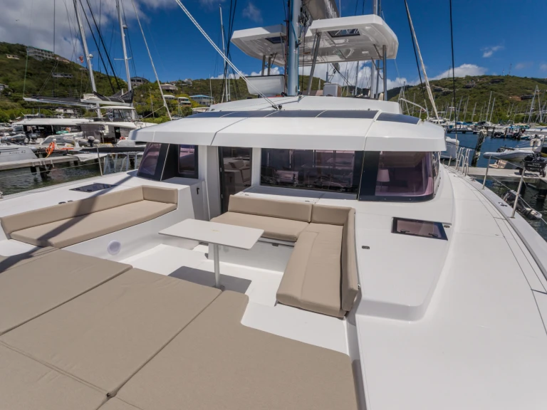 Boat rental Bali Bali 5.2 in Tortola on Samboat