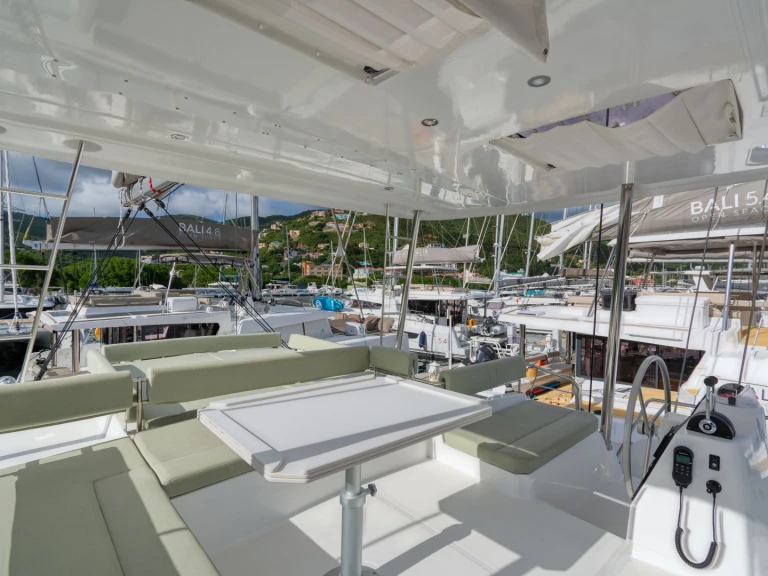 Boat rental Bali Bali 4.6 in Tortola on Samboat