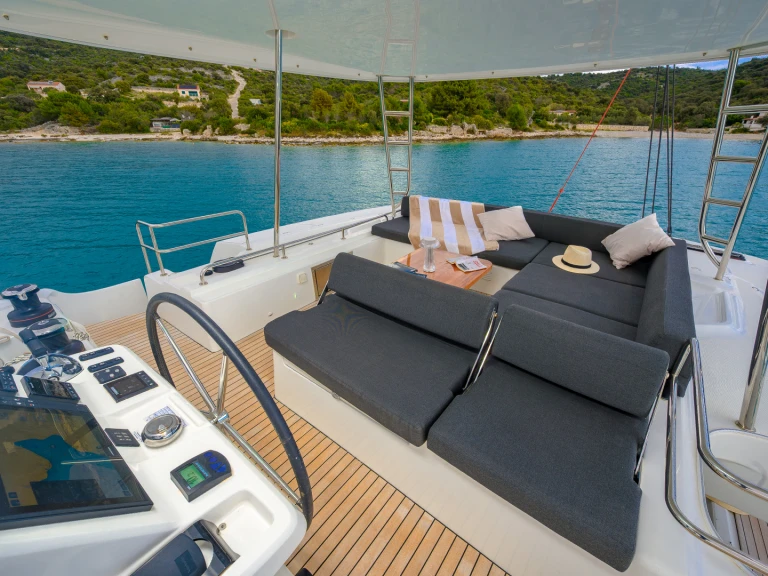 Rent a Lagoon Lagoon 51 Trogir