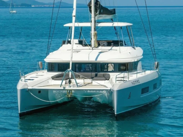 Yacht charter Seget Donji cheap Lagoon 55 - 4 + 2 cab.