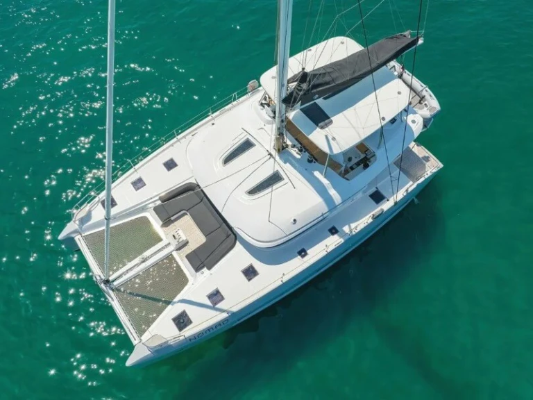 Boat rental Lagoon Lagoon 55 - 4 + 2 cab. in Seget Donji on Samboat