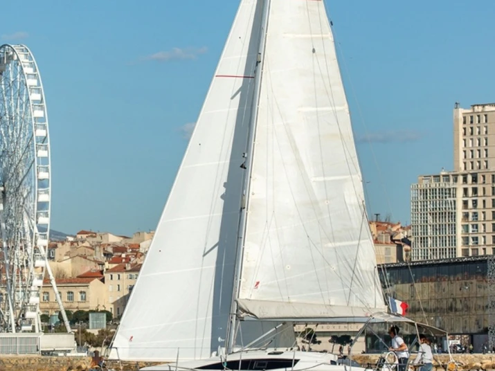 Boat rental Elan Impression 35 in Marseille on Samboat