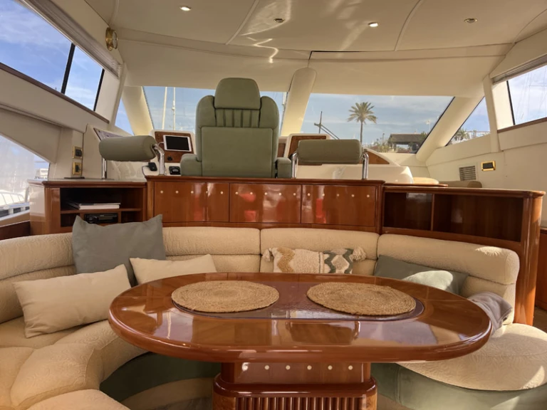 Rent a Azimut Azimut 58 Fly Marina de Dénia