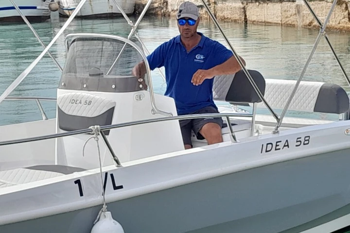 Idea Marine IDEA 58 charter bareboat or captained in  Vieste