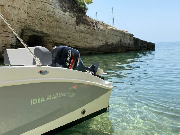 Motorboat rental with or without captain Idea Marine Vieste