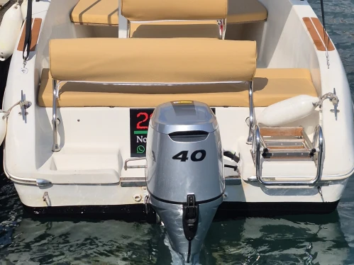 Yacht charter La Spezia cheap Schizzo 520