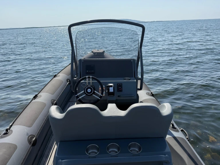RIB for rent Mèze at the best price