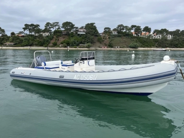 RIB rental with or without captain Bwa Arcachon