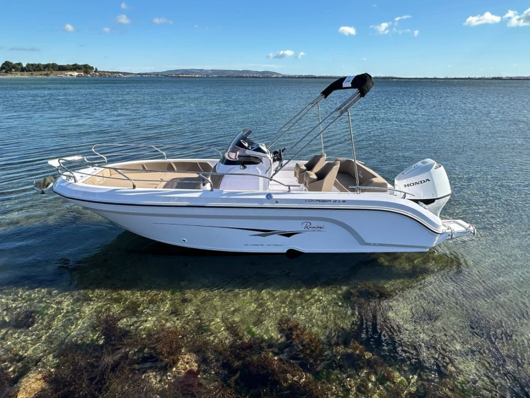 Ranieri  Voyager 21S in Mèze on SamBoat