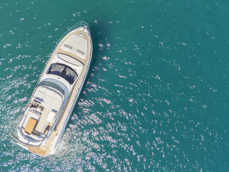 Boat rental Azimut Azimut 53 Fly in Tivat on Samboat