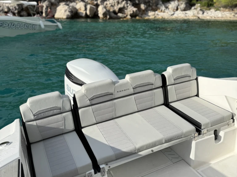 Motorboat for rent Dubrovnik at the best price