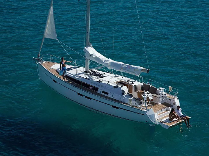 Bavaria Cruiser 46 in Alimos on SamBoat